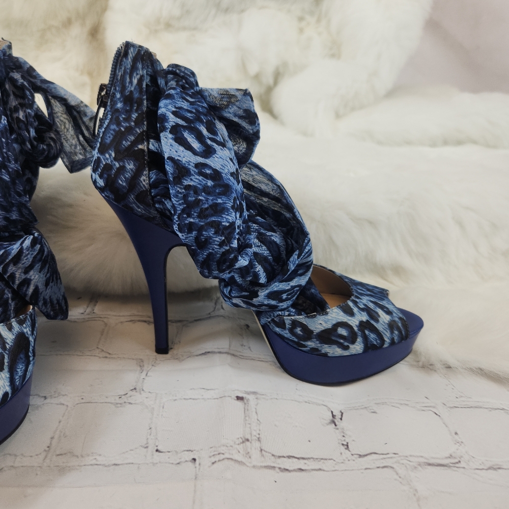 Enzo Angiolini Platform Stiletto  Fabric Tie Up Blue Multi Leopard Print Pumps